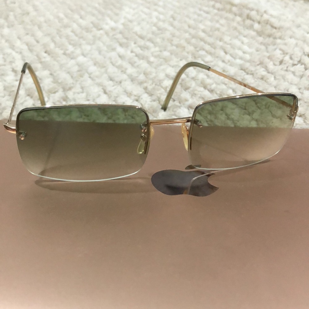 Authentic Gucci Vintage GG 1653/S Rimless Sunnies.